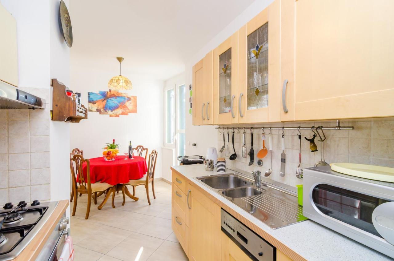 Sun City Apartment Dubrovnik Buitenkant foto