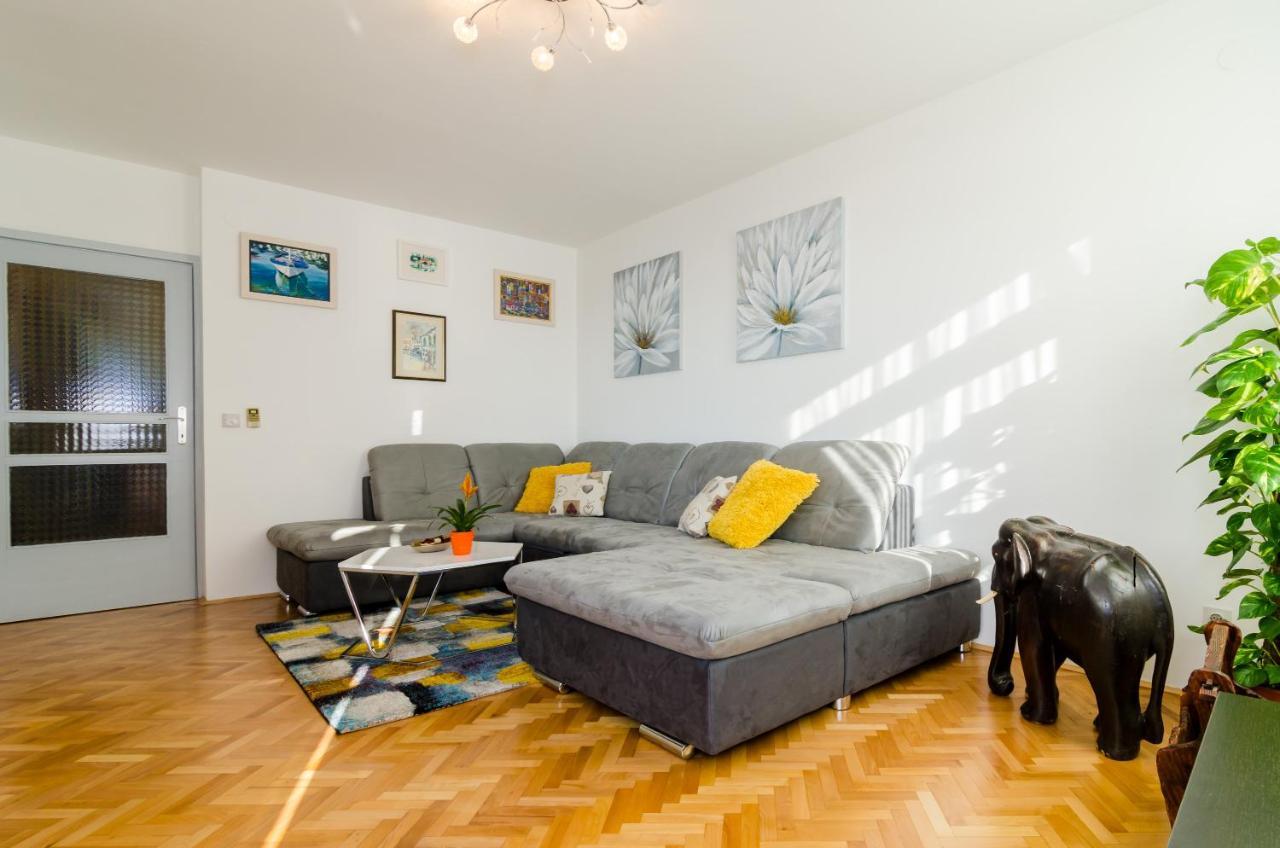 Sun City Apartment Dubrovnik Buitenkant foto